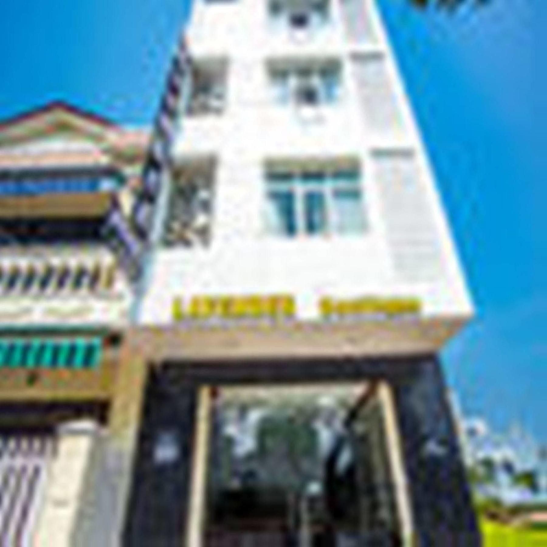 Oyo 117 Gina Hotel Дананг Екстер'єр фото
